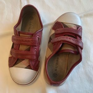 Kids unisex Burberry sneakers size28